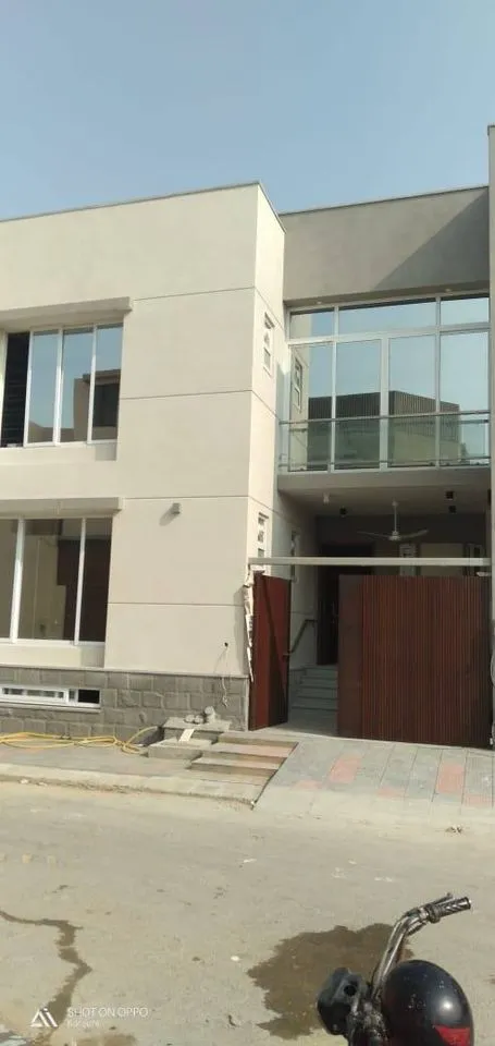 MIQ Residence