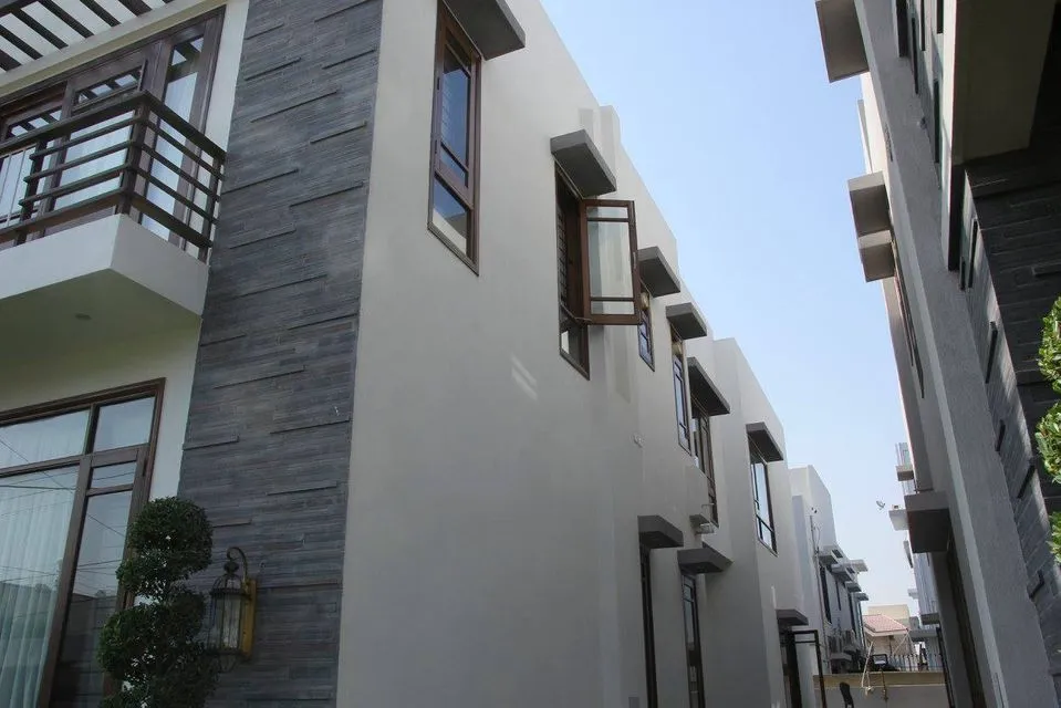 N & R Motiwala Residence