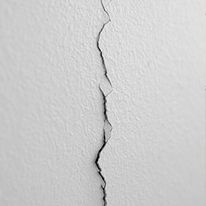 Cracks on Walls